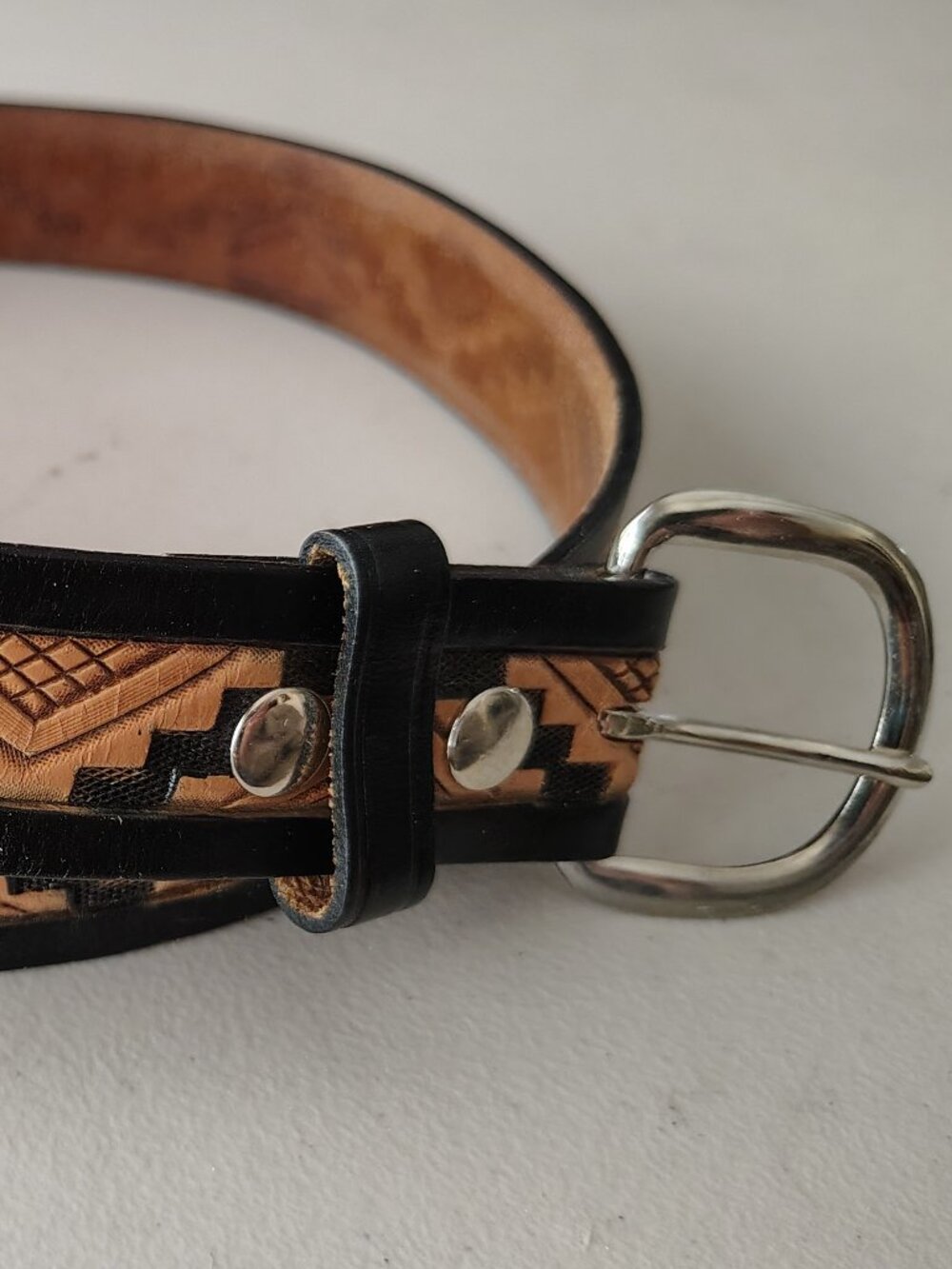 Mens Southwestern Leather Belt. Size 38